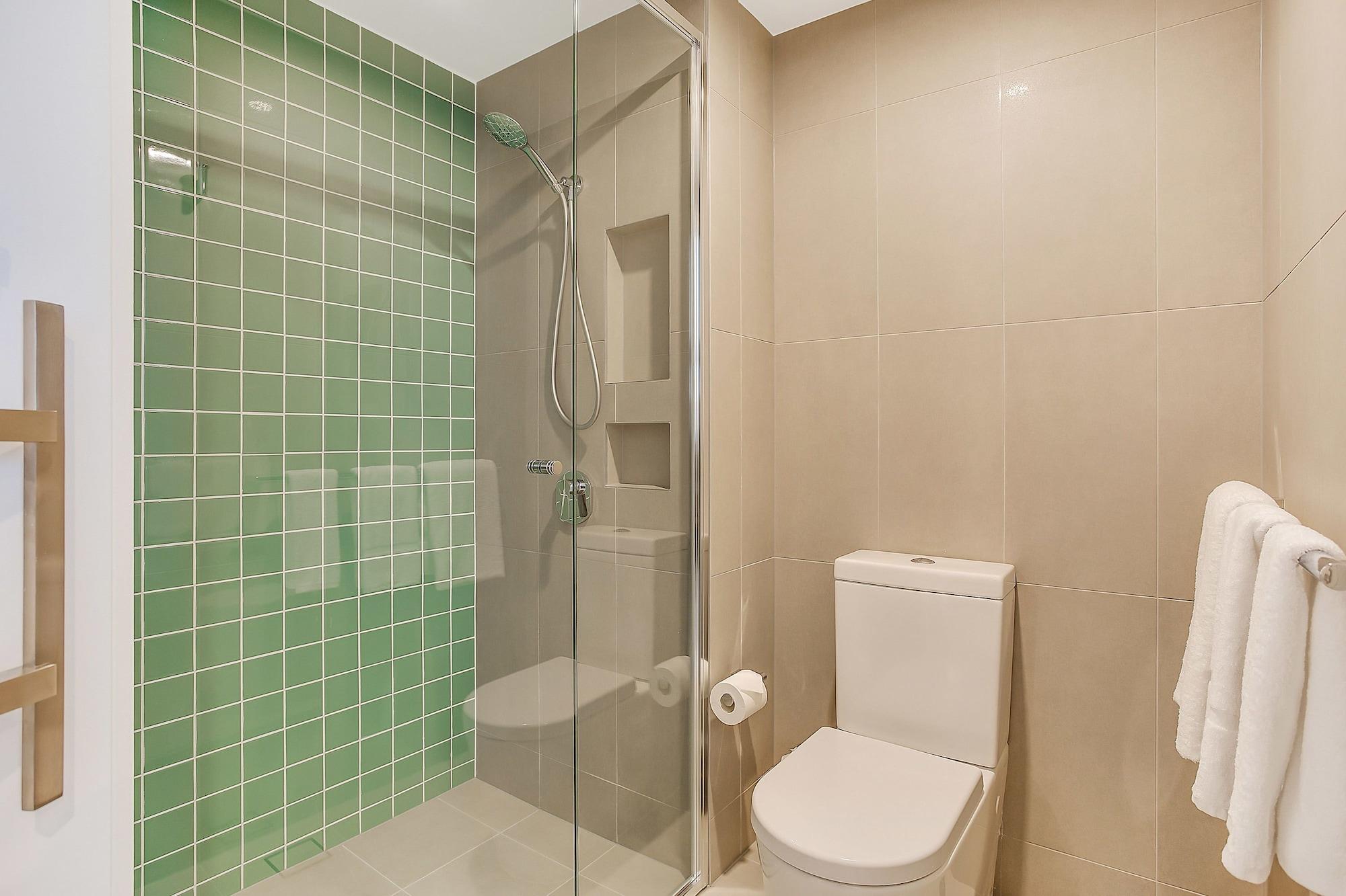 Hotel Mantra Southport Sharks 4*